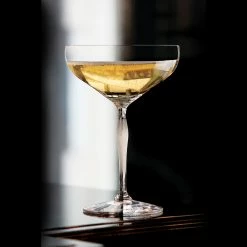 Lalique 100 Points Saucer Champagne Coupe By James Suckling, Single 5 Lalique 100 Points Saucer Champagne Coupe By James Suckling, Single -Home Kitchen Shop 10484600 a2