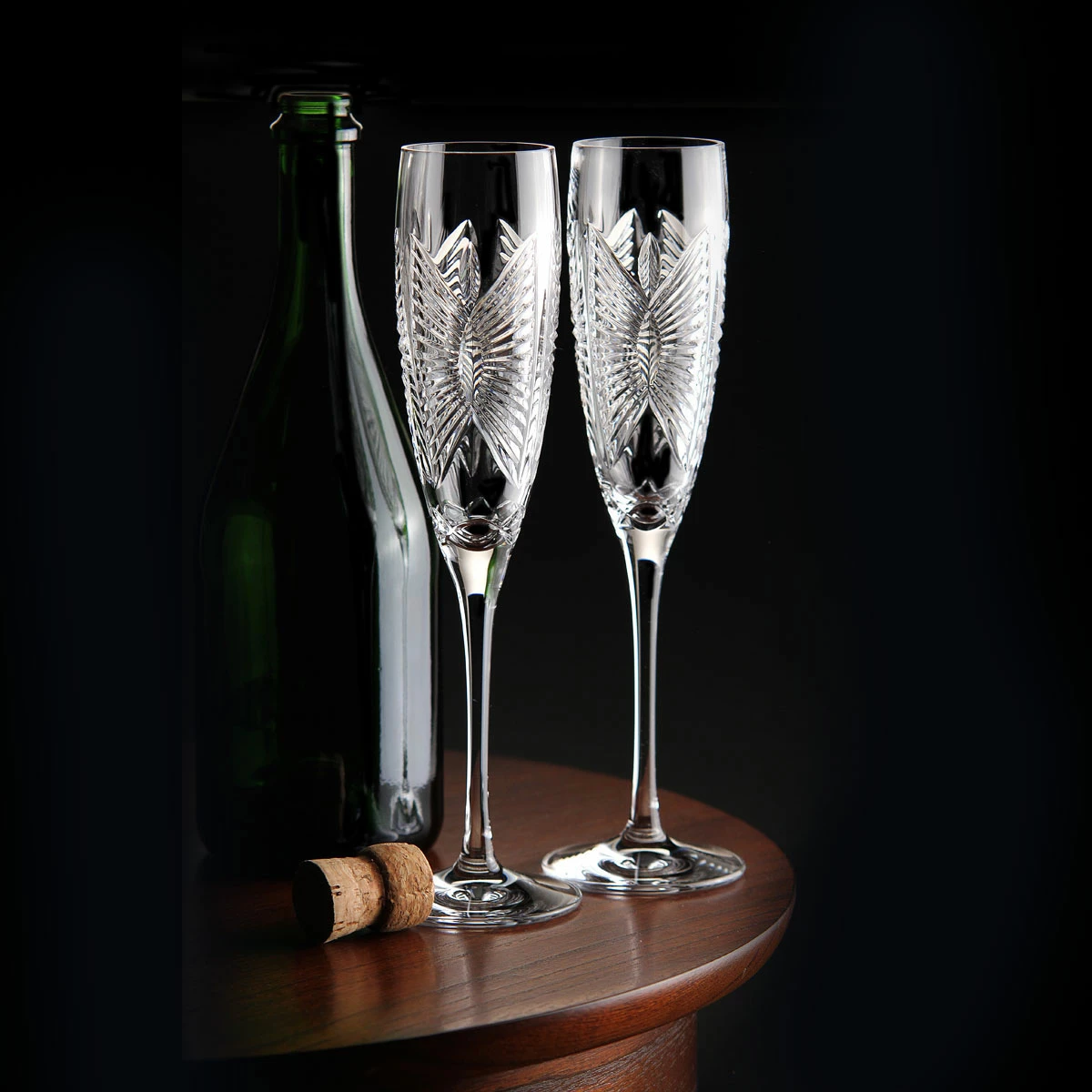 Waterford Crystal Happiness Toasting Champagne Flutes, Pair 3 Waterford Crystal Happiness Toasting Champagne Flutes, Pair - Image 3