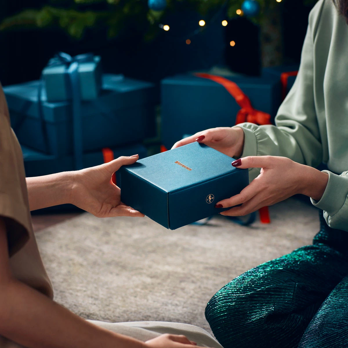 Waterford Crystal Winter Wonders Winter Rose Bauble Ornament Clear 2 Waterford Crystal Winter Wonders Winter Rose Bauble Ornament Clear - Image 2