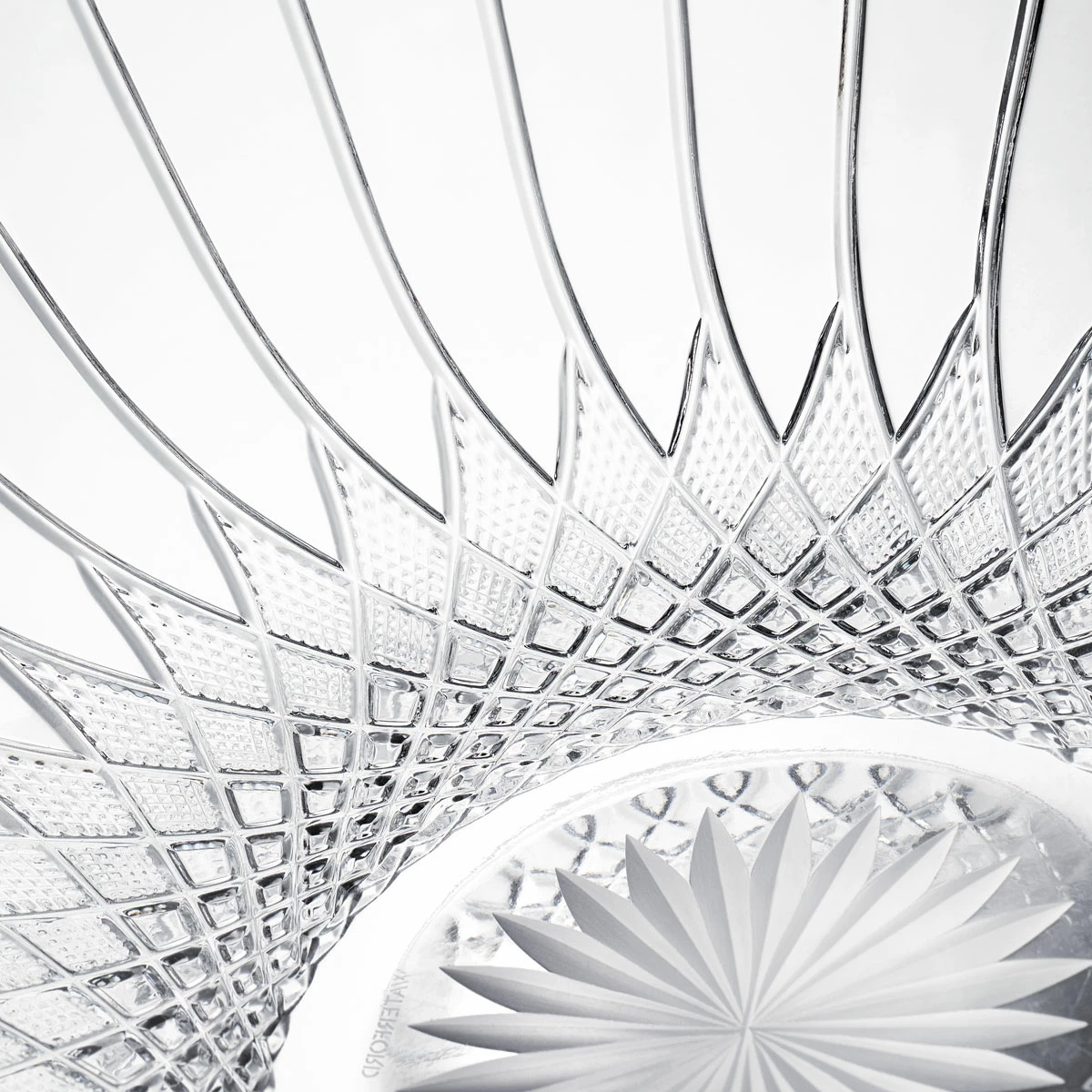 Waterford Crystal Waterford Lismore Arcus 14" Bowl 6 Waterford Crystal Waterford Lismore Arcus 14" Bowl - Image 6