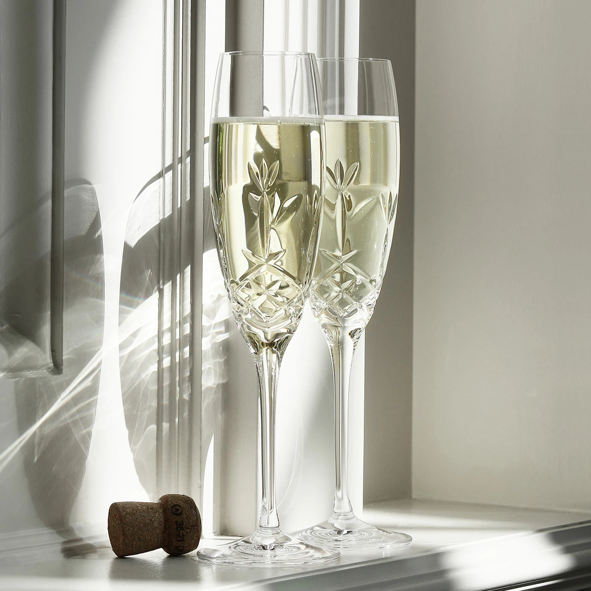 Cashs Crystal Cashs Ireland Hawthorne Fairy Champagne Toasting Flutes, Pair 3 Cashs Crystal Cashs Ireland Hawthorne Fairy Champagne Toasting Flutes, Pair - Image 3