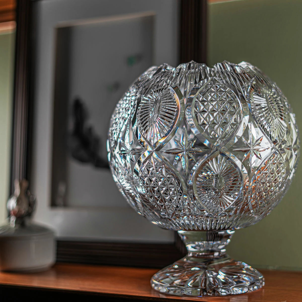 Cashs Crystal Cashs Ireland, Art Collection, Footed Rose Bowl 9.5" Vase, Limited Edition 2 Cashs Crystal Cashs Ireland, Art Collection, Footed Rose Bowl 9.5" Vase, Limited Edition - Image 2