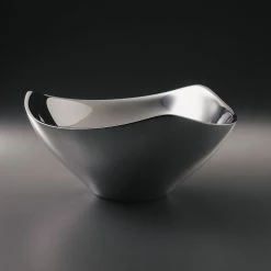 Nambe Mills, Inc. Nambe Metal Tri-Corner 1 Quart Bowl 3 Nambe Mills, Inc. Nambe Metal Tri-Corner 1 Quart Bowl -Home Kitchen Shop 530N a2