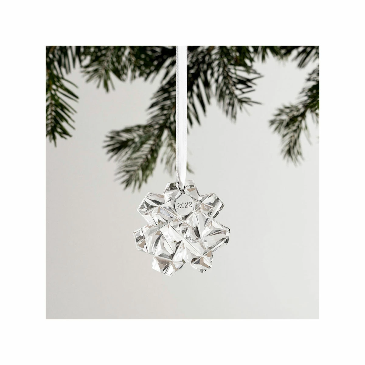 Orrefors Kosta Boda Orrefors Crystal Annual 2022 Dated Ornament, Carat Nivis Snowflake 2 Orrefors Kosta Boda Orrefors Crystal Annual 2022 Dated Ornament, Carat Nivis Snowflake - Image 2